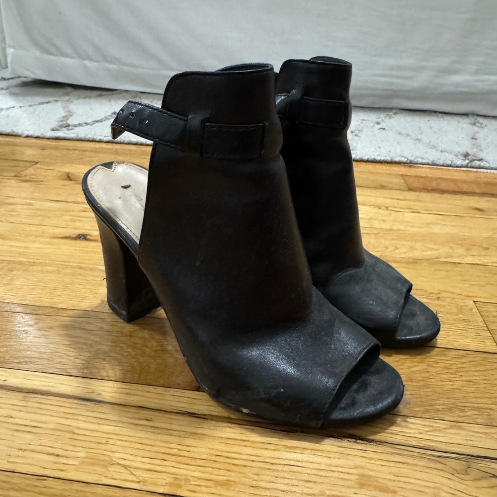 Via Spiga Elegant Black Women's Heeled Sandals